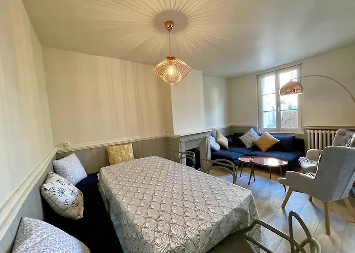 Jolie Maison Avec Jardin A 100M De La Plage