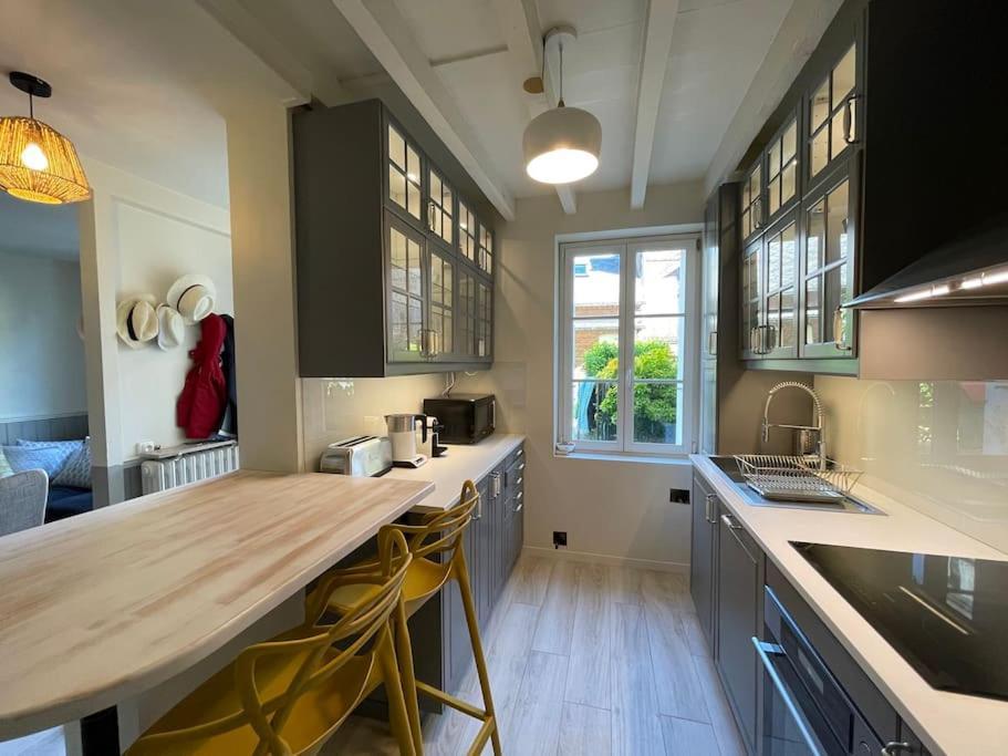 Jolie Maison Avec Jardin A 100m De La *